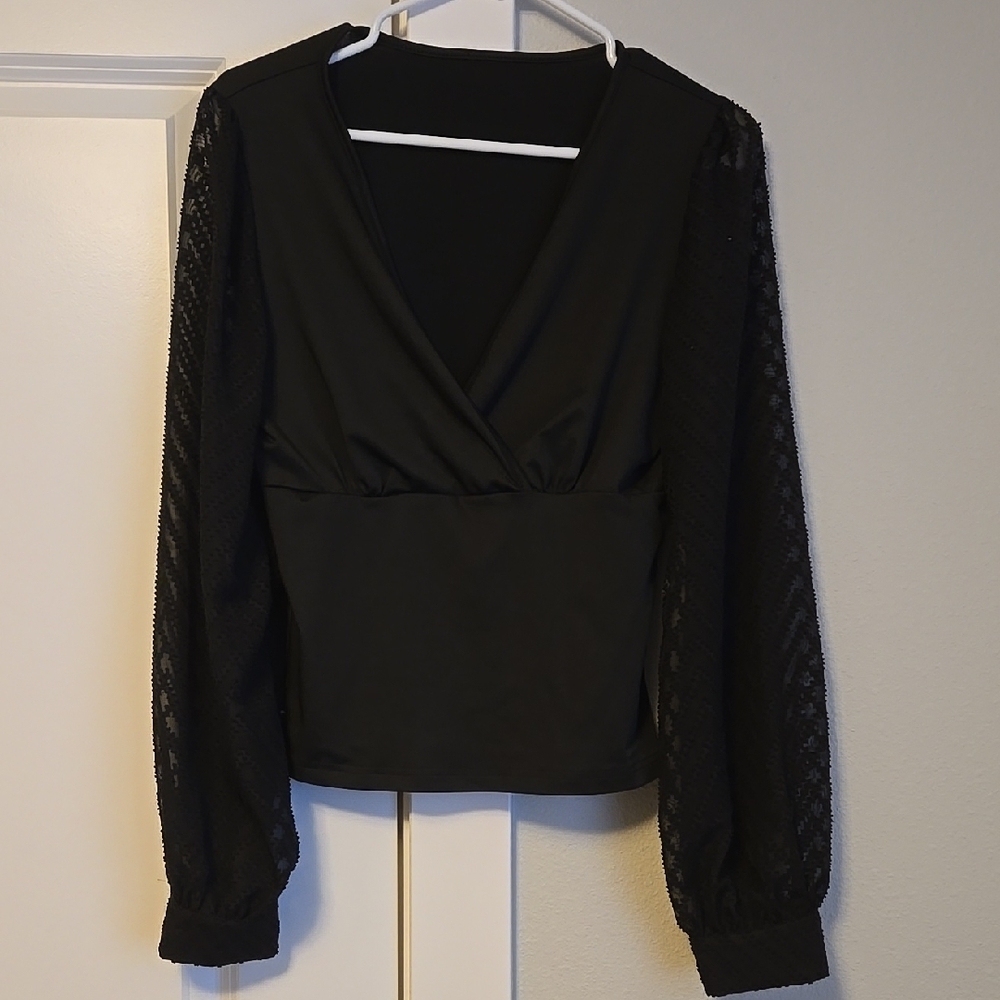 Elegant Black V-Neck Top